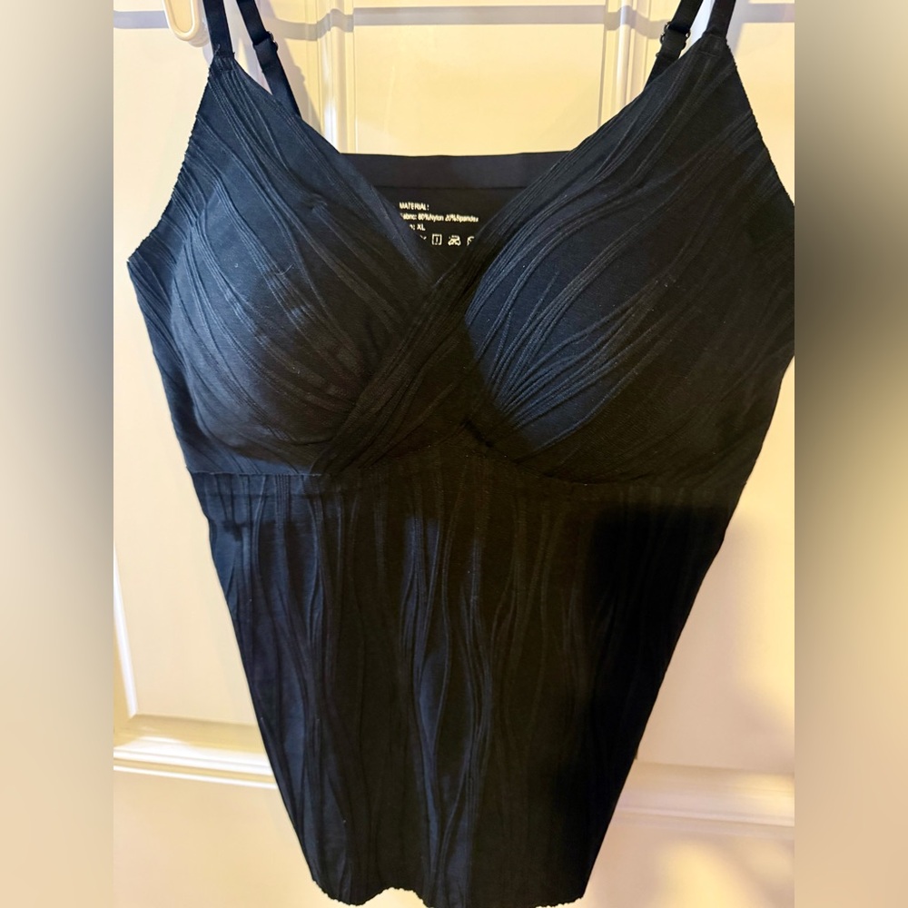 Elegant Black Sleeveless Camisole